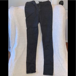 Women High waisted skinny pants.